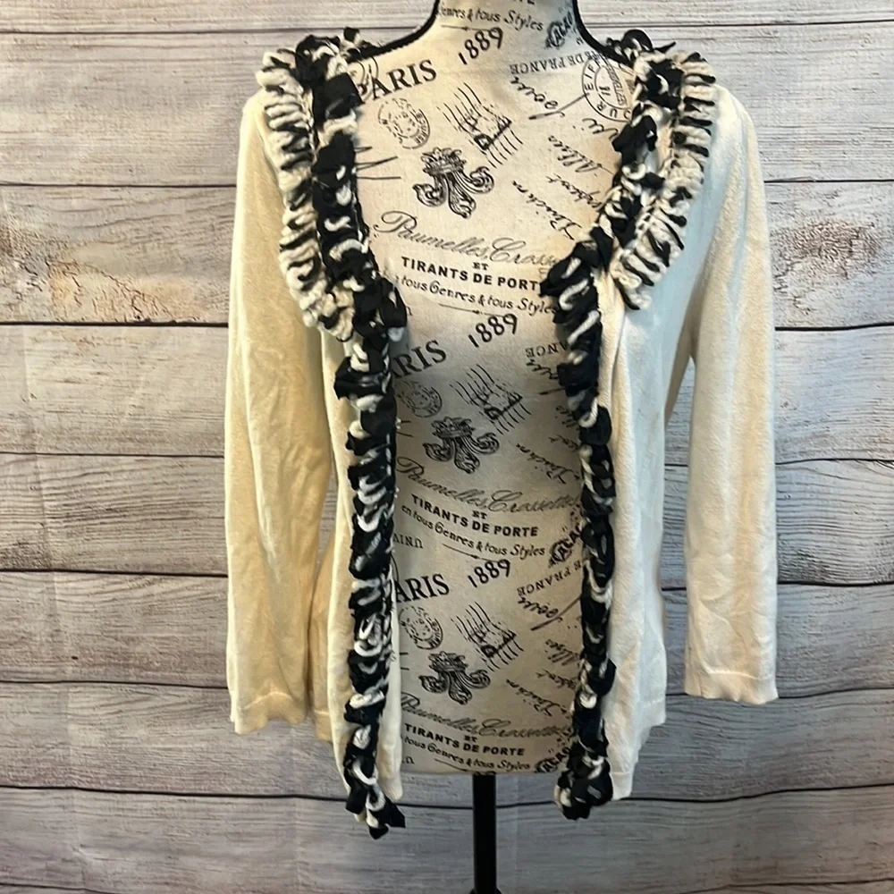 Nic + Zoe Cropped Cardigan Sweater Shrug Yarn Trim Size Petite Large